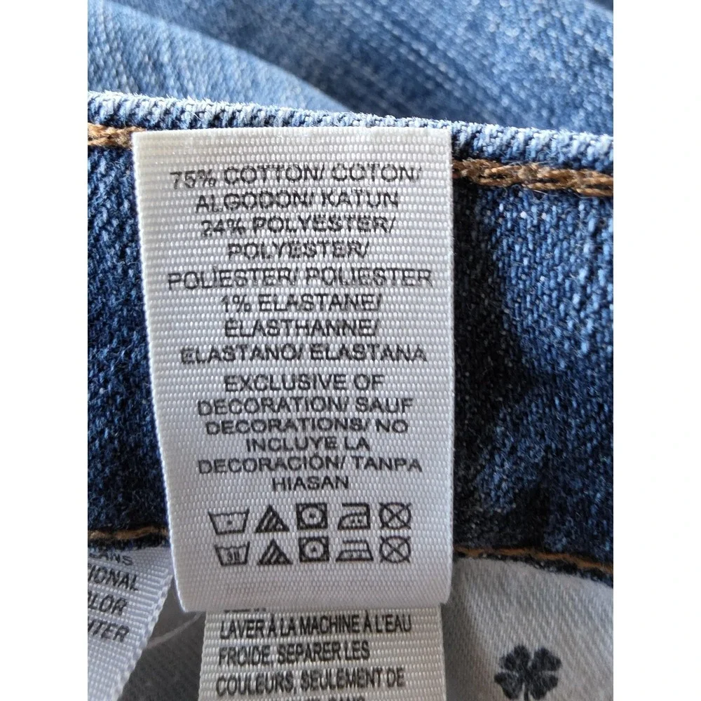 Lucky Brand Women's Shorts Size 34 Blue Solid Casual Bermuda Chino - Picture 8 of 9